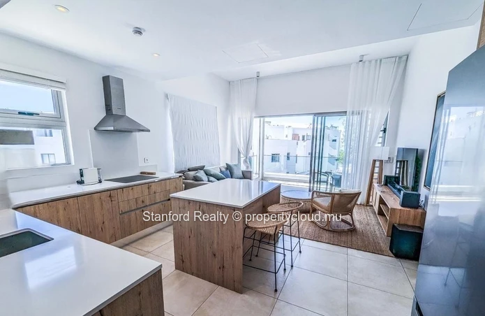 Appartement en Bord de Mer à Louer - 3 Chambres, Grand Gaube, Nord