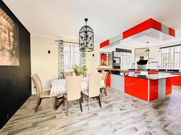 4 Bedroom Villa