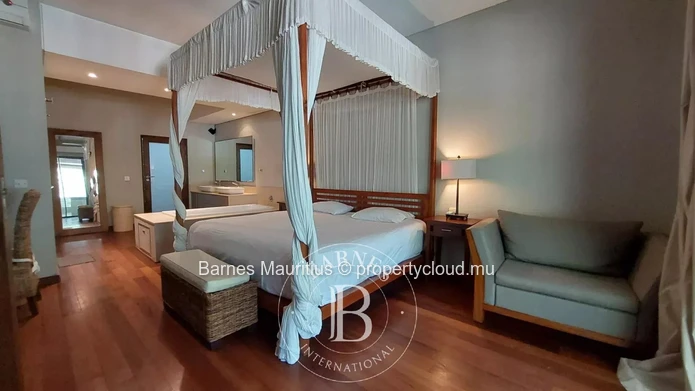 BAIN BOEUF - Seaside Luxury Living with Ocean Views - 3 Bedroom