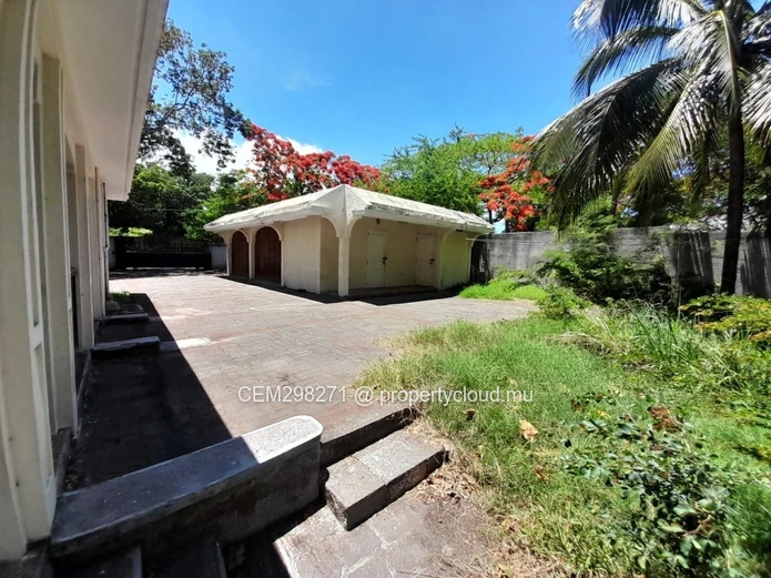 Villa individuelle en bord de mer à vendre à Pointe aux Sables