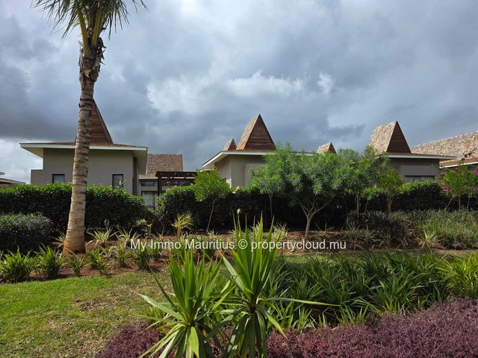 Luxury 4-bedroom villa – Balaclava – 2 steps from the sea