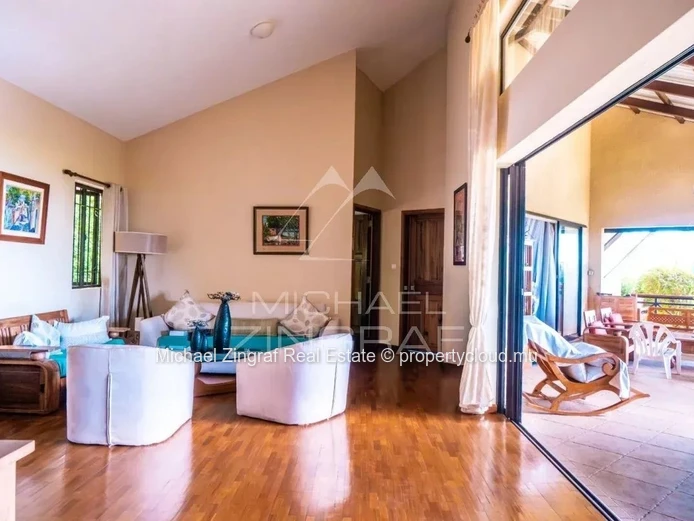 Exceptional Villa with Panoramic Views in a Prestigious Residential Estate