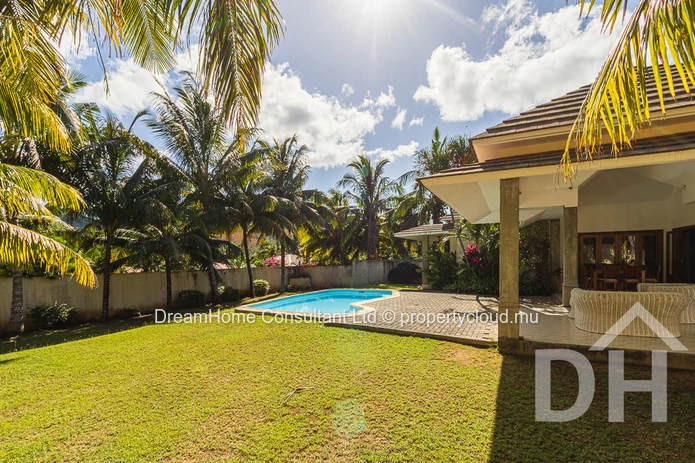 DISPONIBLE À PARTIR DE NOVEMBRE - Maison familiale à louer – Une perle rare avec un grand jardin