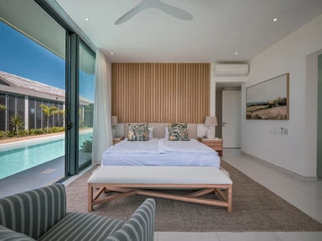 4 Bedroom Villa