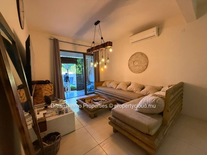Bel Appartement meublé de 3 chambres avec jardin privatif, Flic en Flac – Ile Maurice