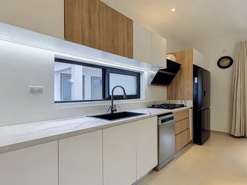 3 Bedroom Apartment