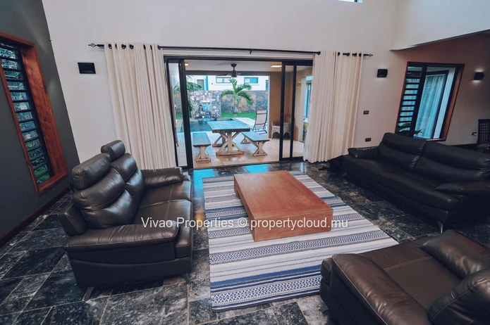 "Stunning 3 Bedroom House with private pool in Royal Park, Balaclava. - Can be yours for Rs 125,000 /month!"
