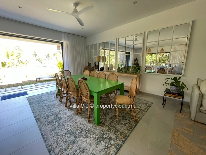 Péreybère - Sublime appartement de 3 chambres pieds dans l'eau avec piscine (Mandat exclusif)