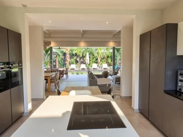 4 Bedroom Villa