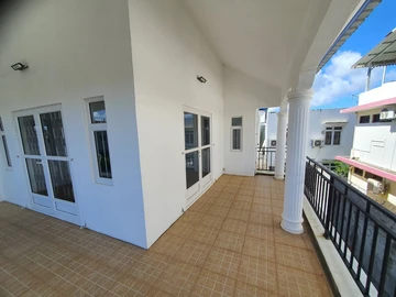 4 Bedroom Villa