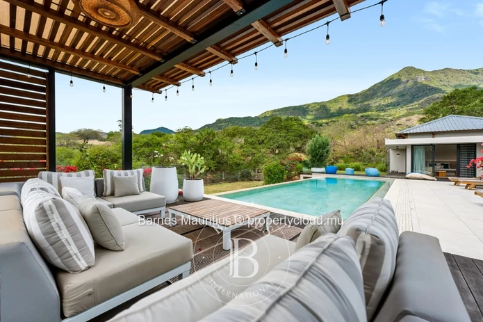 RIVIÈRE NOIRE - Villa d’exception au cœur d’un écrin tropical - 5 chambres