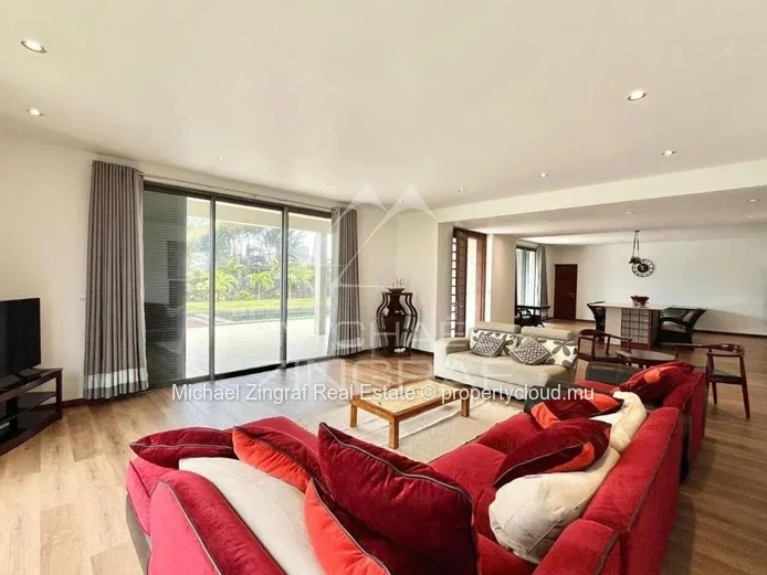 Villa élégante de 4 chambres avec vue mer – Vieux Grand Port