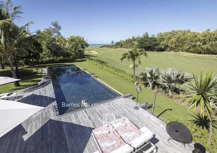 ANAHITA GOLF RESORT – Villa de 5 chambres avec une vue mer exceptionnelle