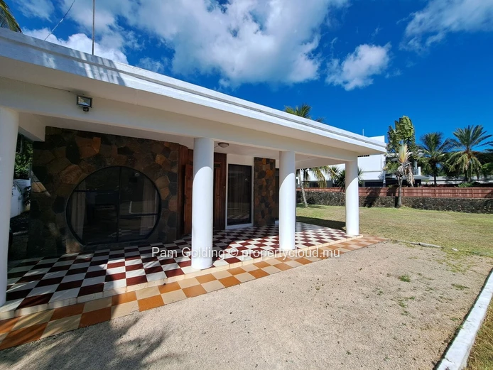 Bain Boeuf – House for rent – Pam Golding Mauritius