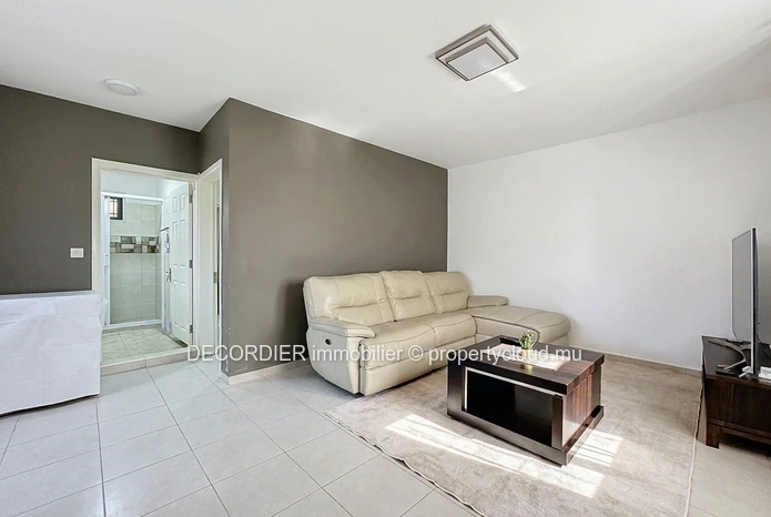 For Rent, Stunning Apartment in FLic en Flac