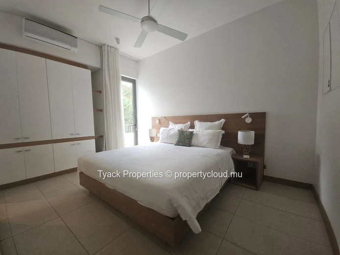 Penthouse 2 Chambres à Vendre – Mont Choisy, Île Maurice