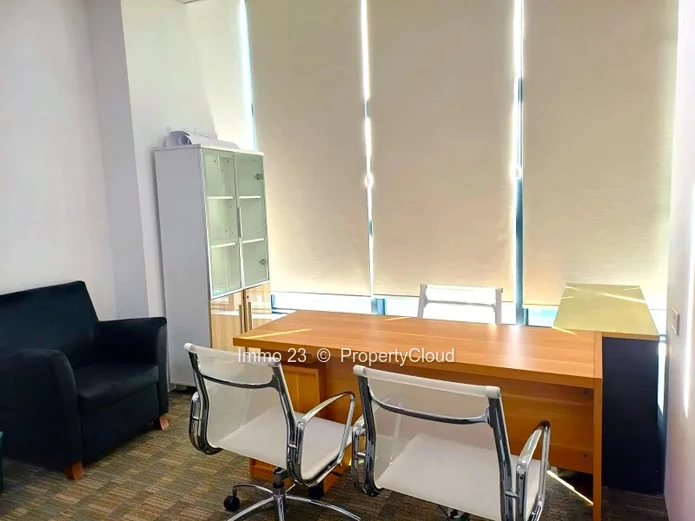 Office - 17m2 - Ebène