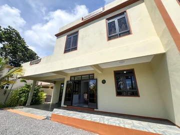 3 Bedroom Townhouse, Duplex