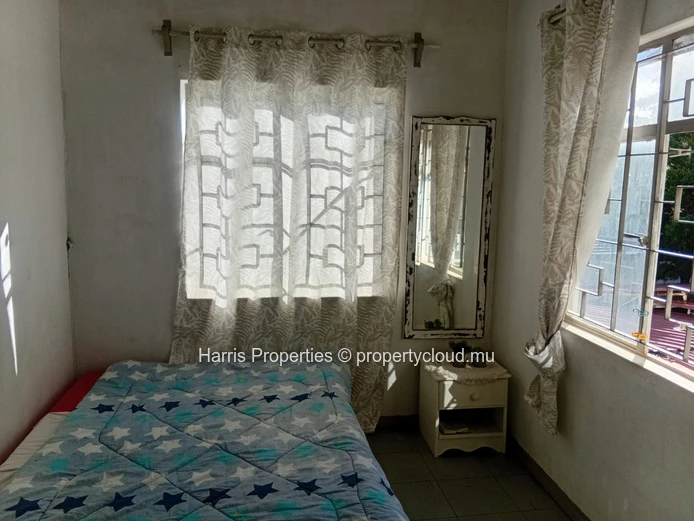 For Sale: Individual freehold beachfront house in Baie du Tombeau