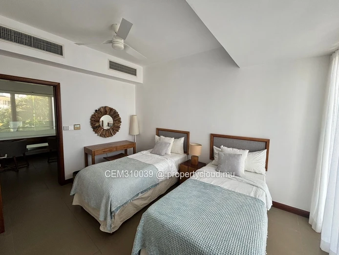 FOR SALE, Elegant Coastal Townhouse | Sea View | Accessible to Foreign Buyers
