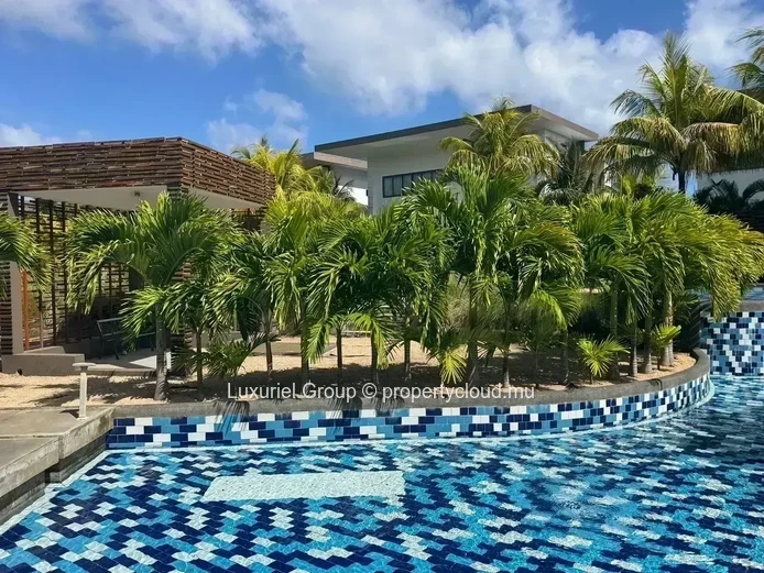 Stunning Villa with Palm Trees in Grand Baie