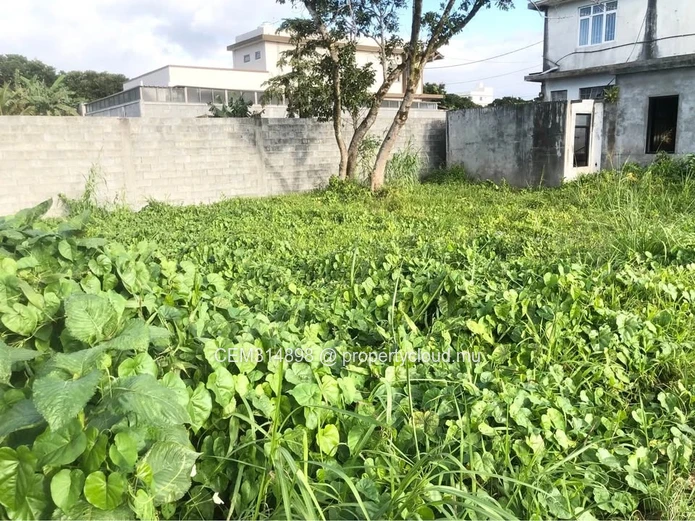 Residential Land for Sale 4.99 Perches – Barbeau Lane, Highlands 