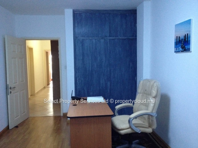 Furnished Modern Apartment for rent in Trianon, Quatre Bornes 