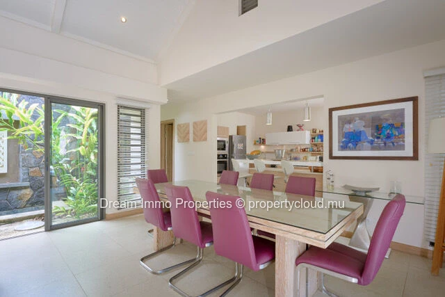 Elegant 3-bedroom villa near the sea at Clos du Littoral, Grand Baie - Mauritius