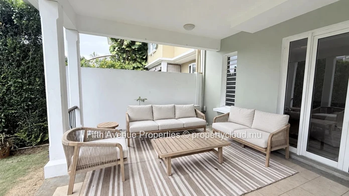 MOKA – Beau duplex meublé de style scandinave à louer – 3 chambres