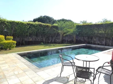 4 Bedroom Villa