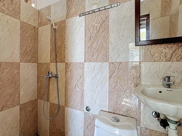 4 Bedroom Apartment