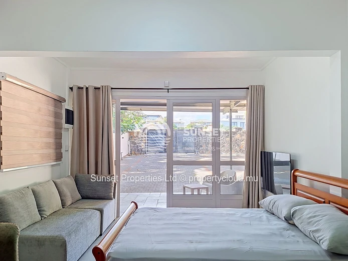 Renovated Studio | Quiet Residential Neighborhood