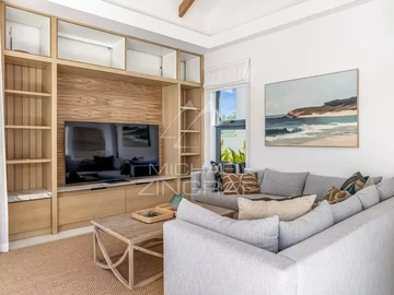 4 Bedroom Villa