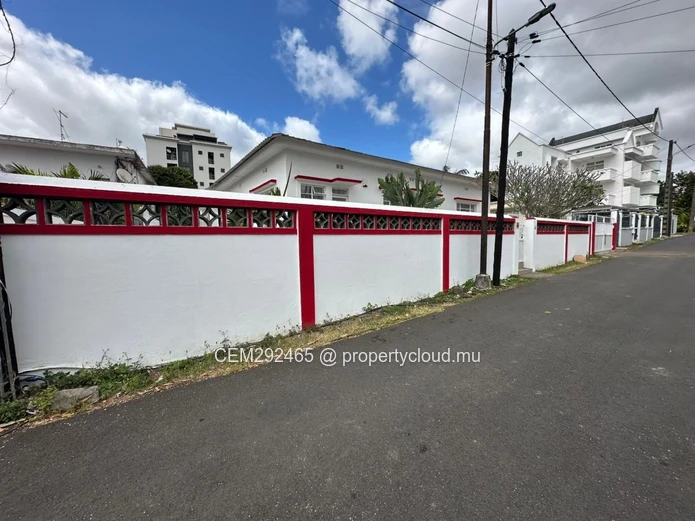 Semi-furnished  Office for Rent – Beau-Bassin