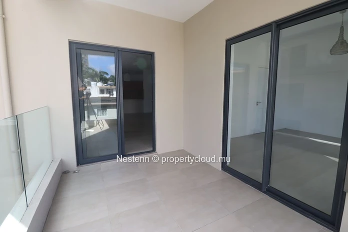 Modern 3-bedroom apartment on level 2.