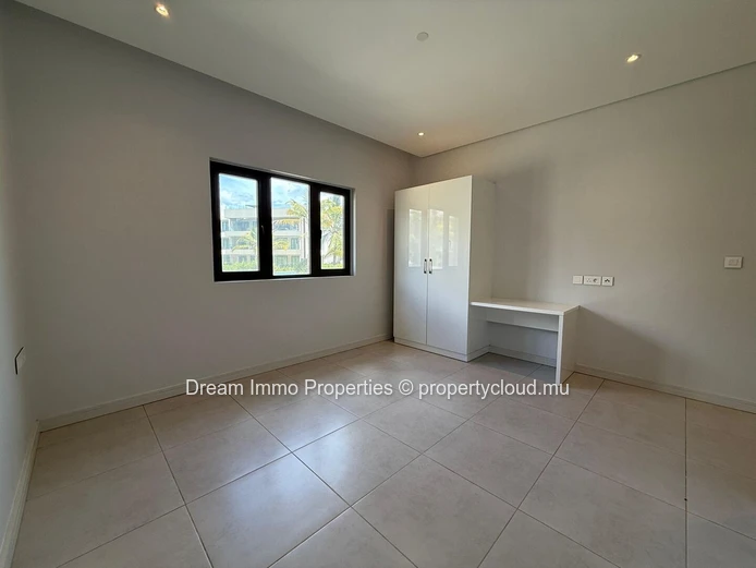 3-bedroom apartment with huge terrace in Pointe aux Canonniers – Mauritius