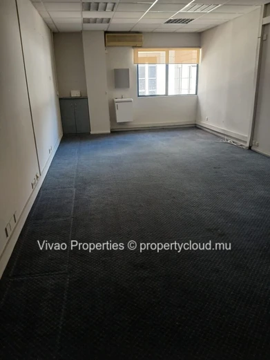 Well located in the centre of Port Louis ,  office space for rent in prime Port Louis Location - AC, Close to Shops a...