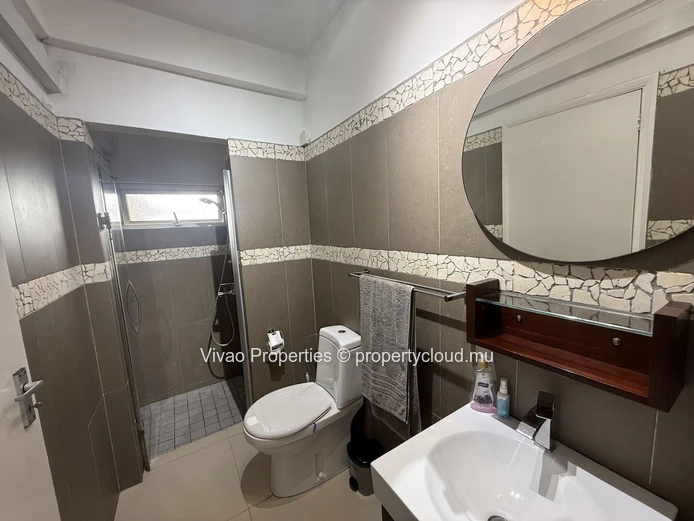 Appartement meublé de 3 chambres à louer à Quatre Bornes