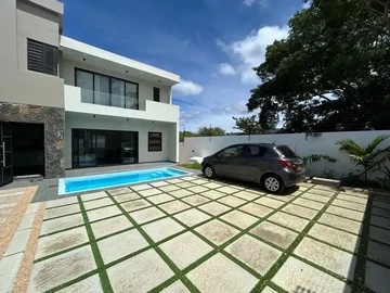 4 Bedroom Villa