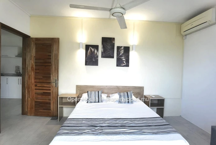 Appartement meublé à louer à Rivière Noire - Black River, 85m², 2 chambres, piscine commune, équipements de cuisine e...