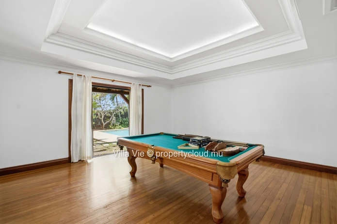 Calodyne - Maison spacieuse de style méditerranéen de 6 chambres (Mandat exclusif)