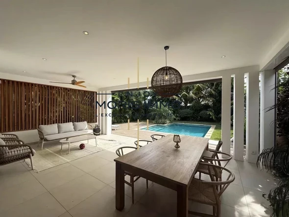 4 Bedroom Villa