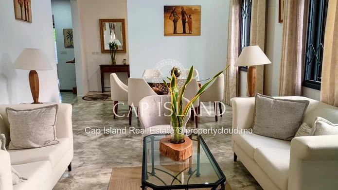 Villa Moderne de Luxe à Louer à Long Terme – Calodyne