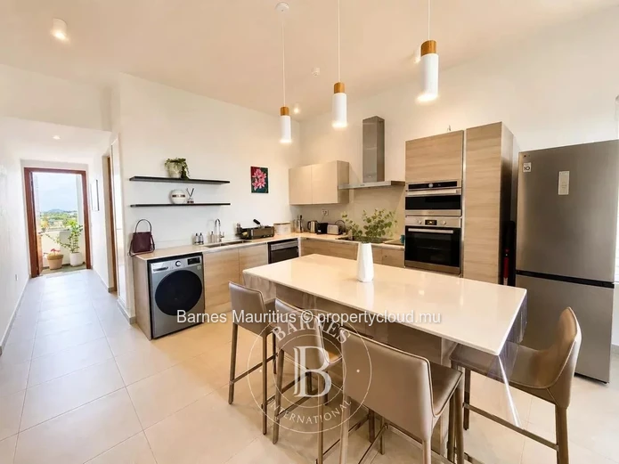 PÉREYBÈRE – Superbe penthouse avec rooftop privatif – 3 chambres
