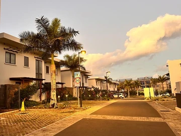 3 Bedroom Townhouse, Duplex