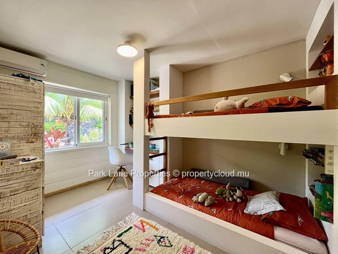 Chic Sanctuary: Tastefully Renovated, Semi-Furnished Family Home
