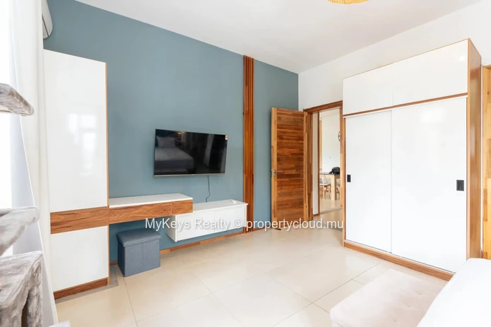Brand New Apartment – Fully Furnished – 10-Minute Walk To The Beach