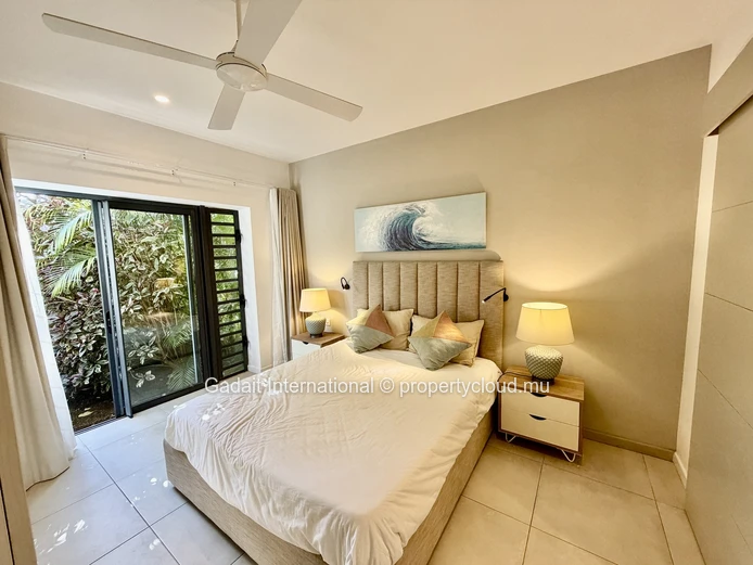 Appartement 3 chambres en rez-de-jardin avec grande terrasse couverte – Pointe aux Canonniers