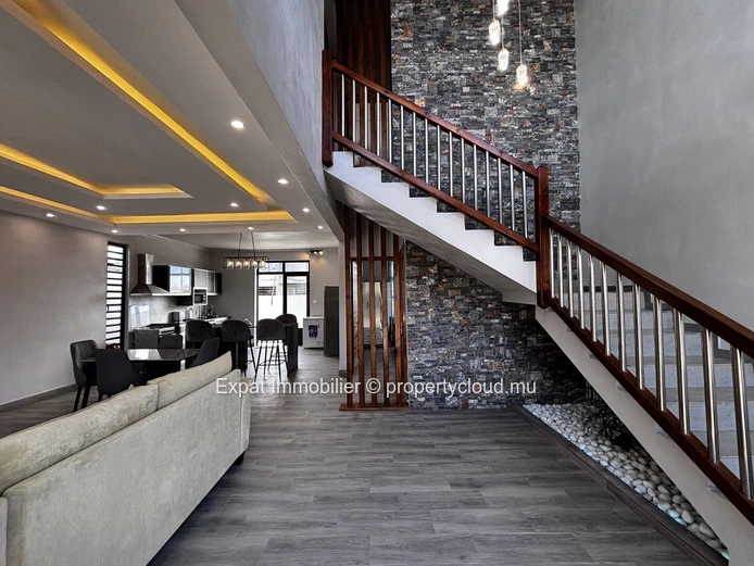 Contemporary New Villa with Swimming Pool and Large Glass Openings – Grand Baie