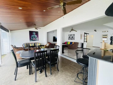 Townhouse, Duplex de 3 Chambres